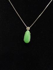 Synthetic Jade Stone Necklace 925 Silver 3.14g